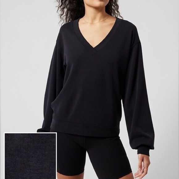 Athleta Seasoft V-Neck Sweatshirt Size Xsmall - Picture 1 of 7